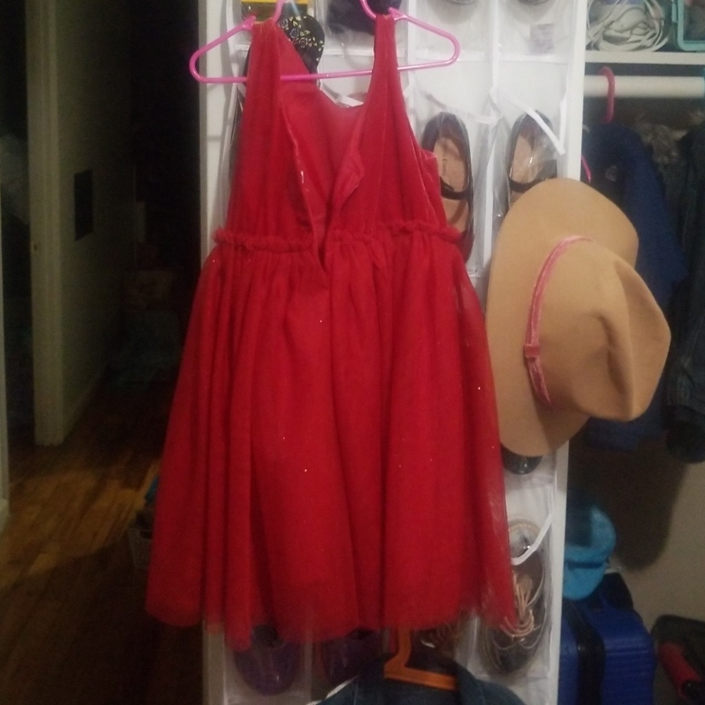 Red dress - Picture 2 of 2